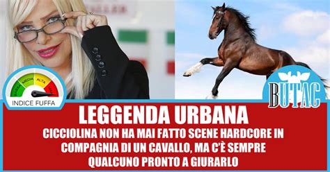 cicciolina a cavallo